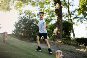 Mengenalkan Anak pada Olahraga 2